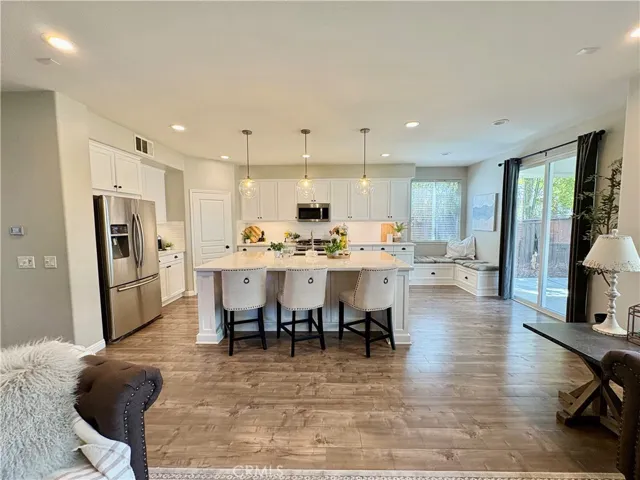 39707 Cambridge Place, Temecula, California 92591