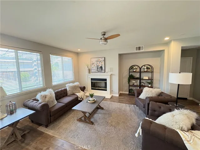 39707 Cambridge Place, Temecula, California 92591