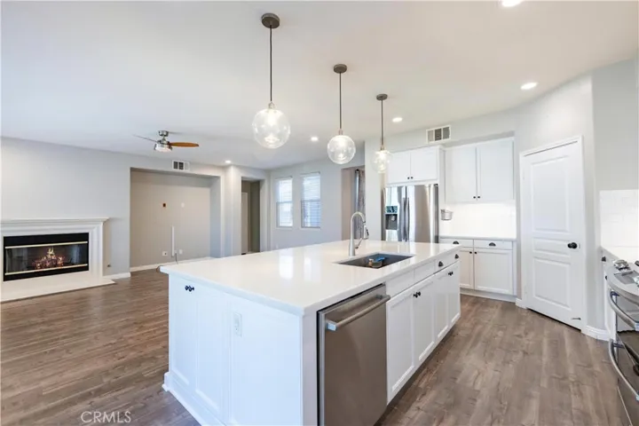 39707 Cambridge Place, Temecula, California 92591