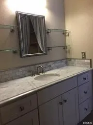 270 Streamwood, Irvine, California 92620