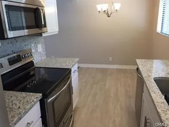 270 Streamwood, Irvine, California 92620