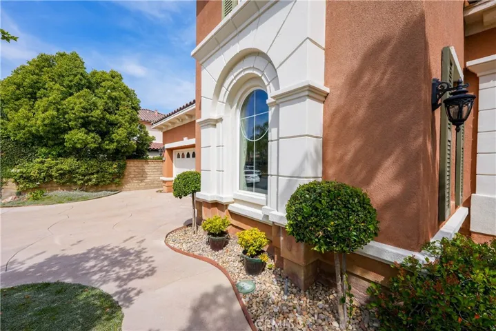 29126 Starwood Place, Saugus, California 91390
