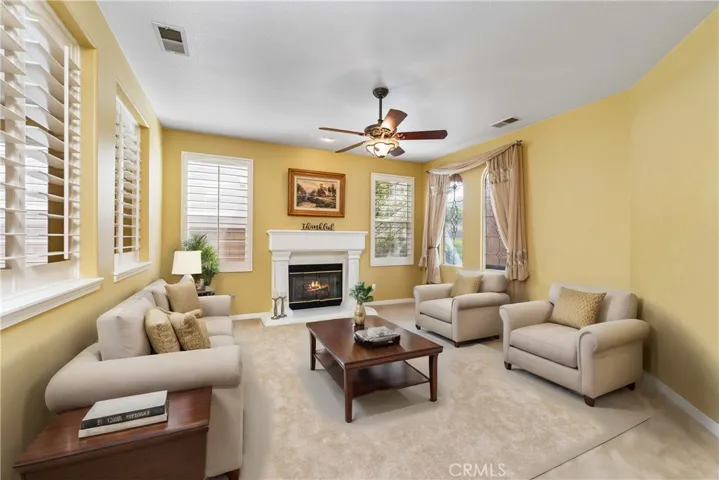 29126 Starwood Place, Saugus, California 91390