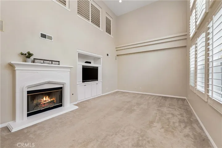 29126 Starwood Place, Saugus, California 91390