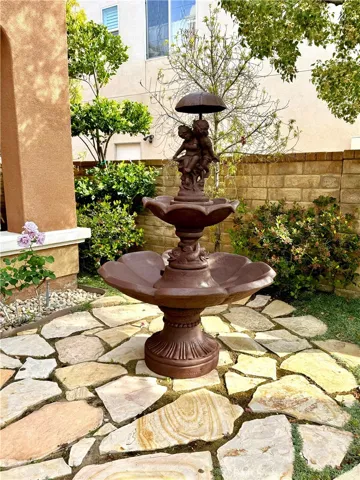 29126 Starwood Place, Saugus, California 91390