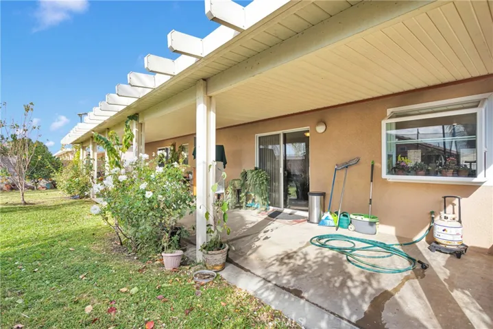 15827 Mariposa Drive, Fontana, California 92336