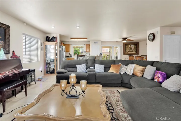 15827 Mariposa Drive, Fontana, California 92336
