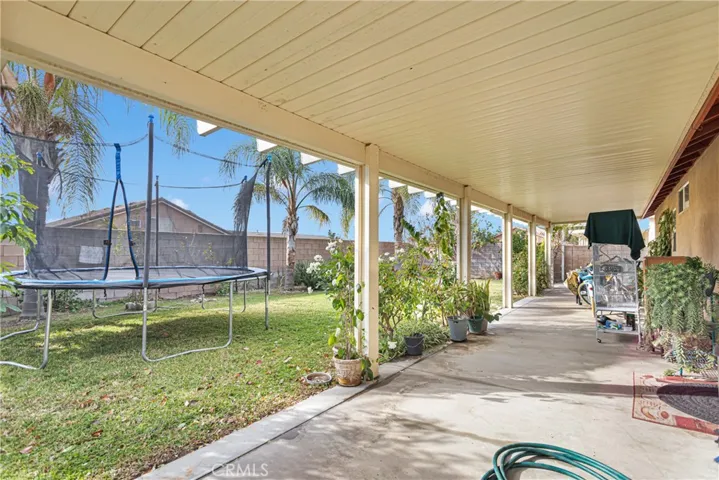 15827 Mariposa Drive, Fontana, California 92336