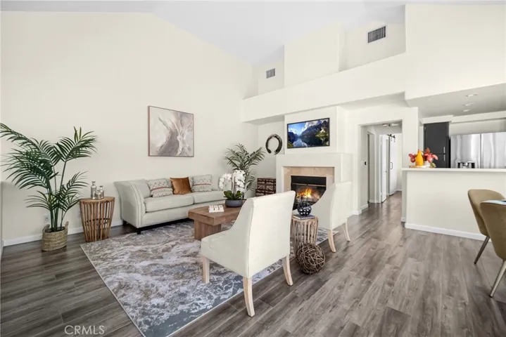 4240 Lost Hills Road 2107, Calabasas, California 91301