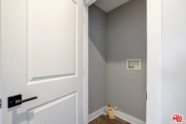 6204 Brynhurst Avenue 1/2, Los Angeles, California 90043