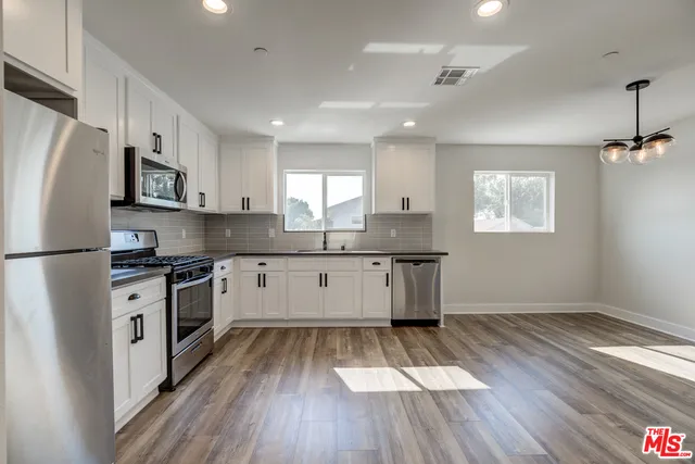 6204 Brynhurst Avenue 1/2, Los Angeles, California 90043