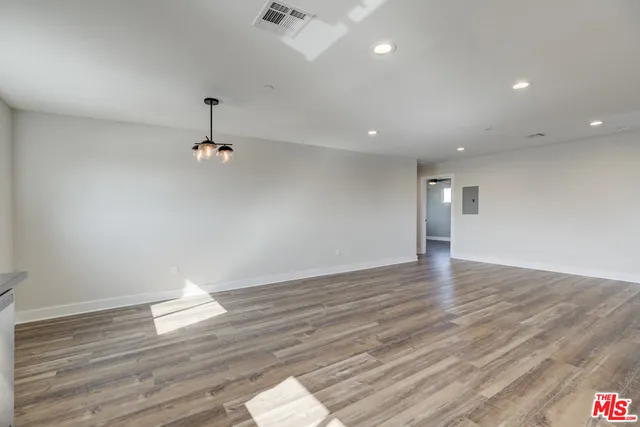 6204 Brynhurst Avenue 1/2, Los Angeles, California 90043