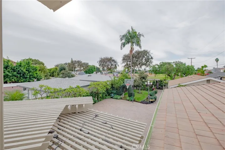 8400 Gallatin Road, Downey, California 90240