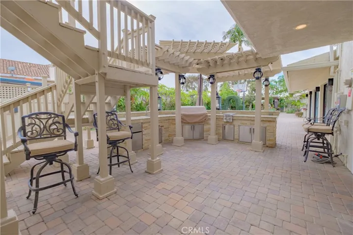 8400 Gallatin Road, Downey, California 90240