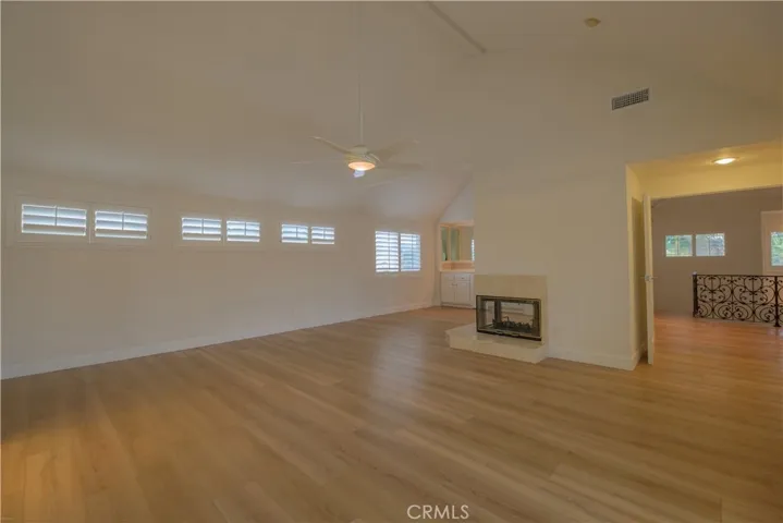 8400 Gallatin Road, Downey, California 90240