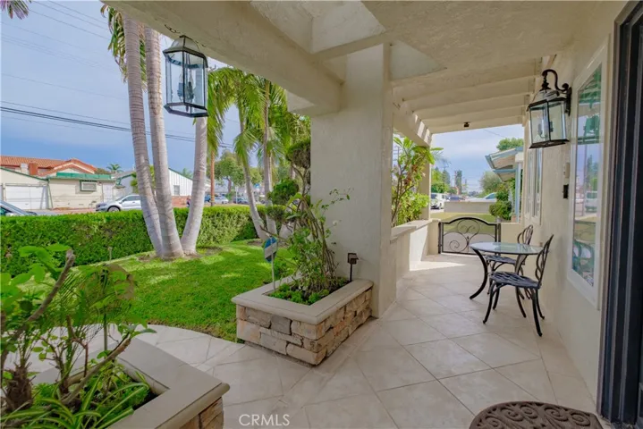 8400 Gallatin Road, Downey, California 90240