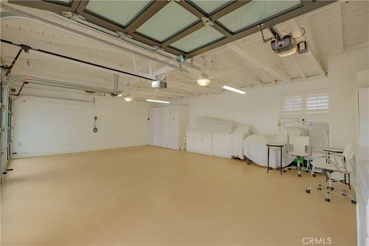8400 Gallatin Road, Downey, California 90240