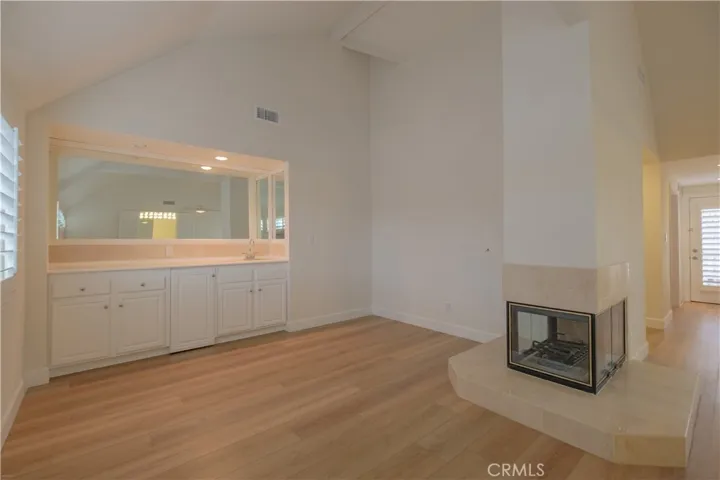 8400 Gallatin Road, Downey, California 90240