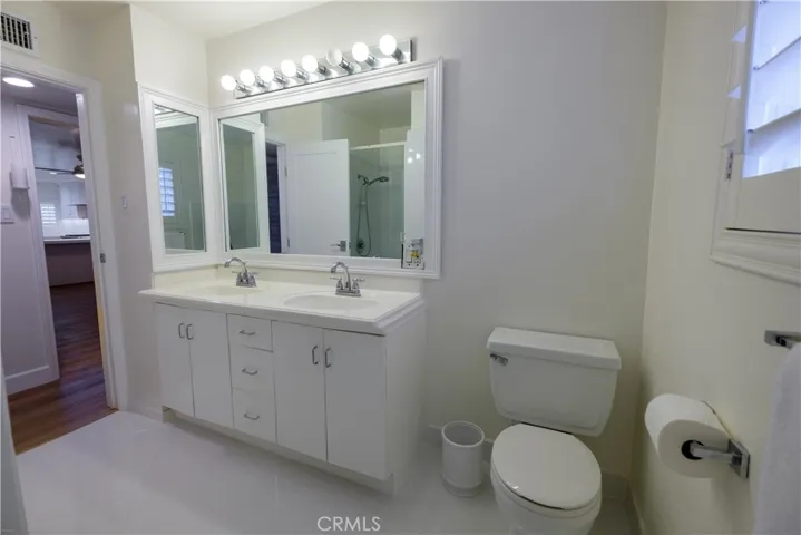 8400 Gallatin Road, Downey, California 90240