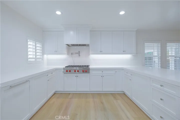8400 Gallatin Road, Downey, California 90240