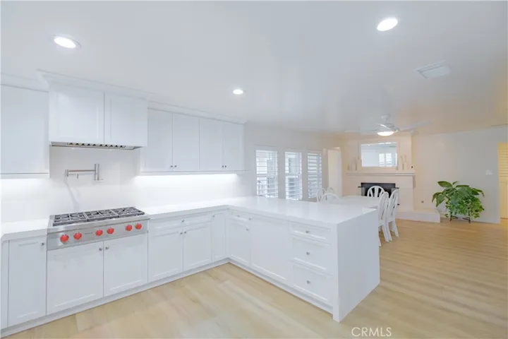 8400 Gallatin Road, Downey, California 90240