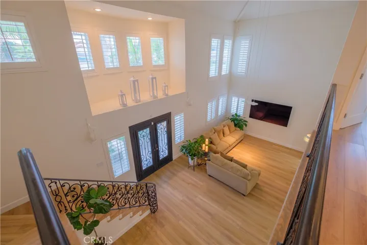 8400 Gallatin Road, Downey, California 90240