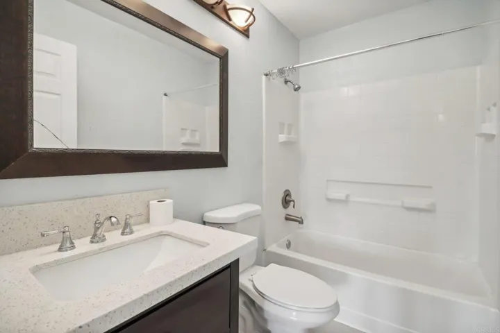 230 Diamond Way 246, Vista, California 92083