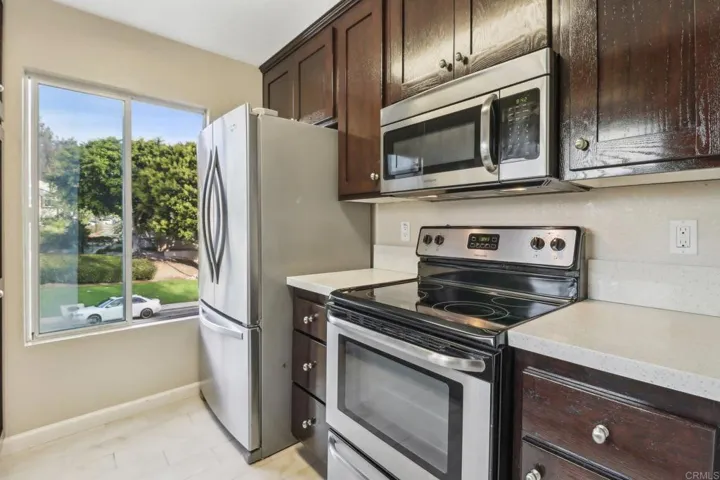 230 Diamond Way 246, Vista, California 92083
