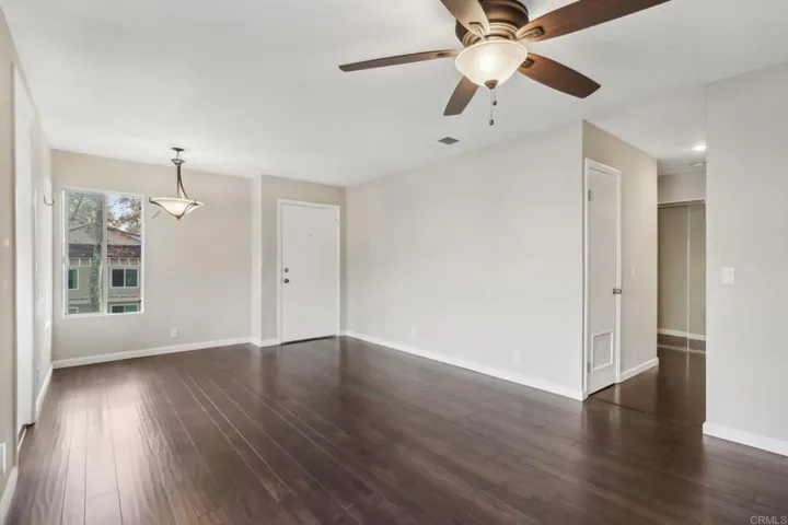 230 Diamond Way 246, Vista, California 92083