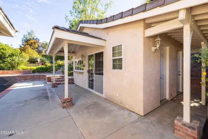 GoldenCrest38