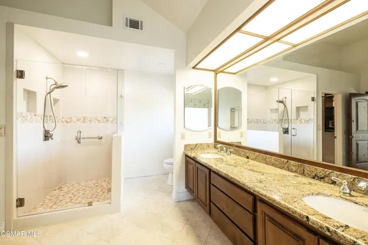 GoldenCrest23