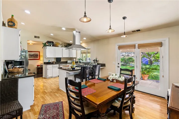 5679 Loma Verde Drive, Paso Robles, California 93446