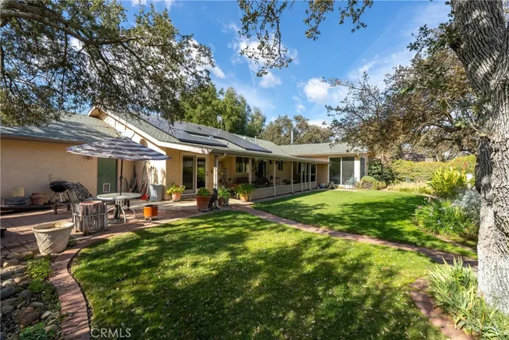 5679 Loma Verde Drive, Paso Robles, California 93446