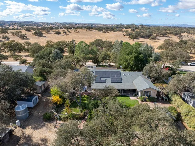 5679 Loma Verde Drive, Paso Robles, California 93446