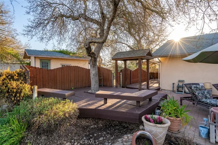 5679 Loma Verde Drive, Paso Robles, California 93446