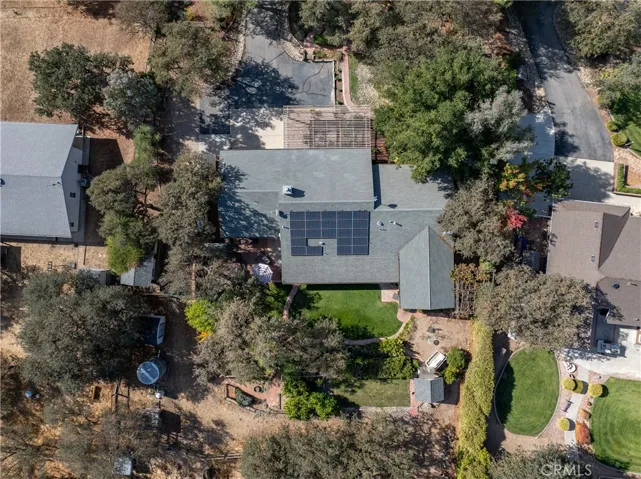 5679 Loma Verde Drive, Paso Robles, California 93446