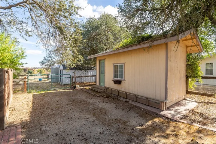 5679 Loma Verde Drive, Paso Robles, California 93446