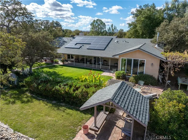 5679 Loma Verde Drive, Paso Robles, California 93446