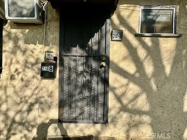 216 Harding Avenue, San Fernando, California 91340