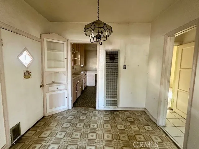 216 Harding Avenue, San Fernando, California 91340