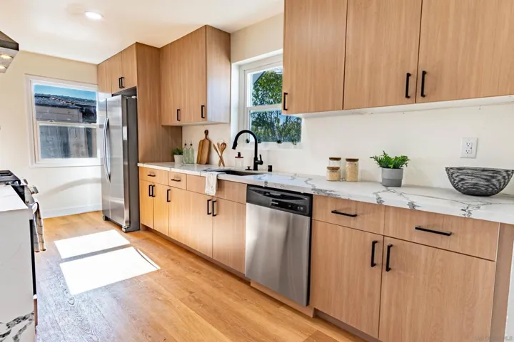 13007 Berlin St., Poway, California 92064