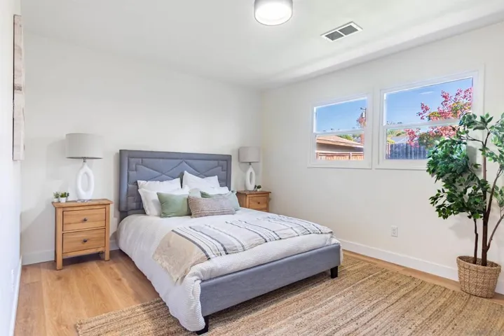 13007 Berlin St., Poway, California 92064
