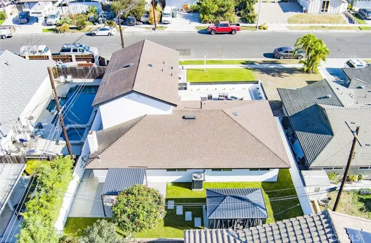 19341 Pitcairn Lane, Huntington Beach, California 92646