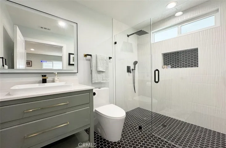 19341 Pitcairn Lane, Huntington Beach, California 92646