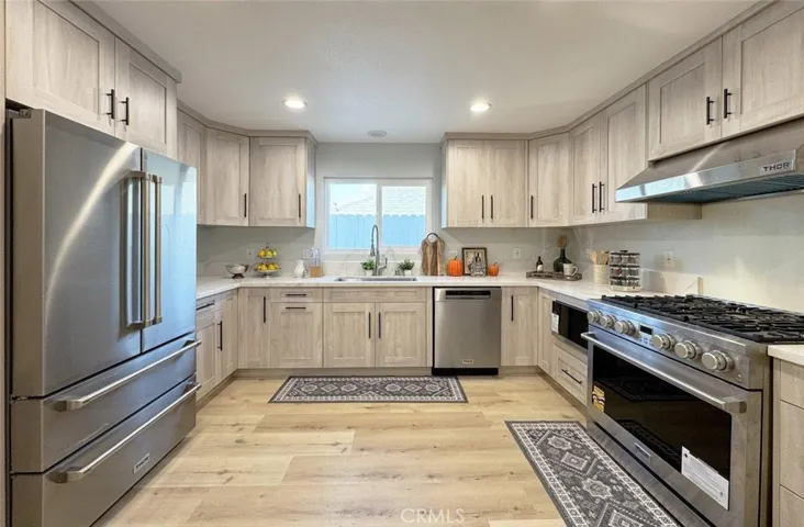 19341 Pitcairn Lane, Huntington Beach, California 92646