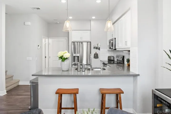 135 Avenida Chapala 104, San Marcos, California 92069