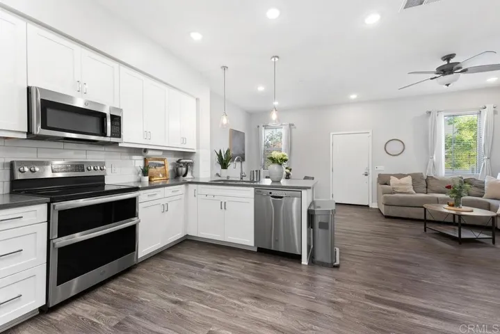 135 Avenida Chapala 104, San Marcos, California 92069