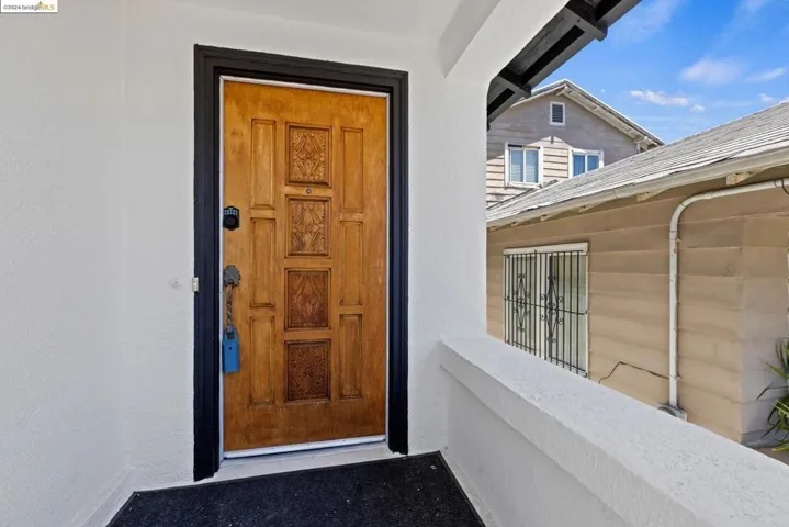 4732 Congress Ave, Oakland, California 94601