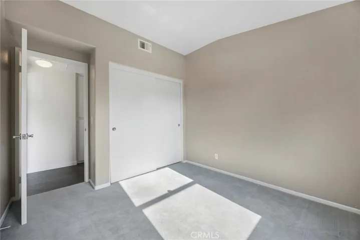 2nd Bedroom.