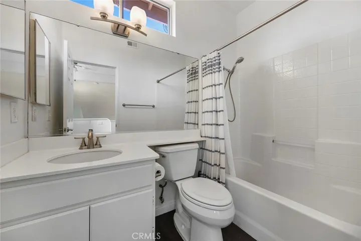 3rd Bathroom.